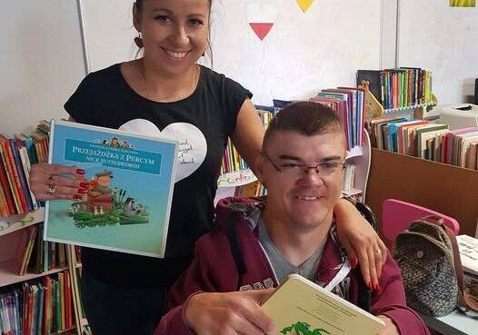 Grafika 1: Odwiedziny w bibliotece