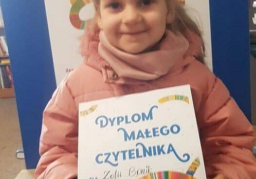 Grafika 1: Projekt "MAŁA KSIĄŻKA WIELKI CZŁOWIEK"