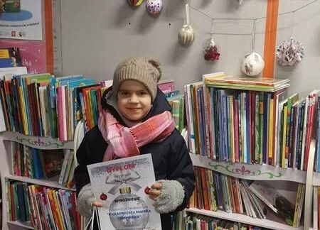 Grafika 1: Fotorelacja z wręczenia nagród w konkursie "Najładniejsza bombka choinkowa"