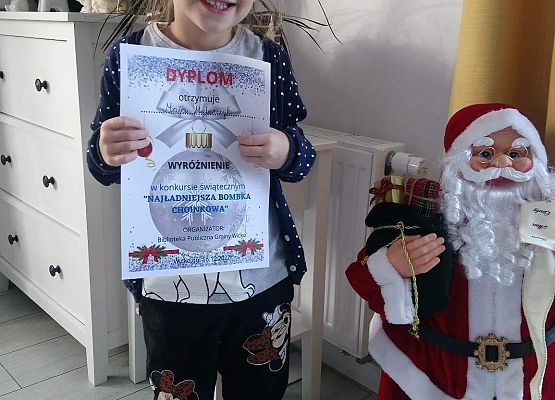 Grafika 7: Fotorelacja z wręczenia nagród w konkursie "Najładniejsza bombka choinkowa"