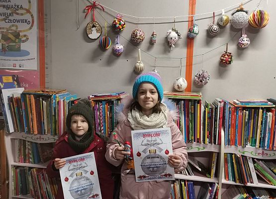 Grafika 8: Fotorelacja z wręczenia nagród w konkursie "Najładniejsza bombka choinkowa"