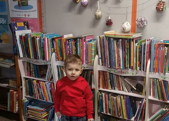 Grafika 10: Fotorelacja z wręczenia nagród w konkursie "Najładniejsza bombka choinkowa"