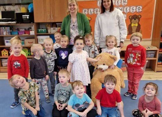 Grafika 4: Dzień Pluszowego Misia