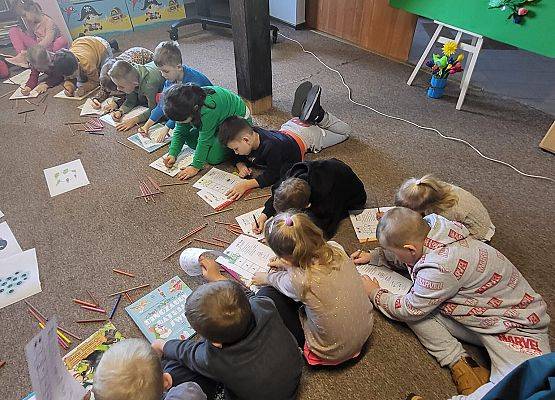 Grafika 2: Warsztaty "Nie bój żaby! Edukacja o płazach"