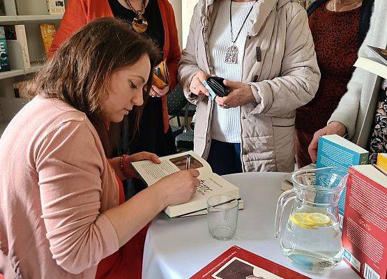 Grafika 4: Spotkanie autorskie z Darią Kaszubowską - 11.04.2024r.
