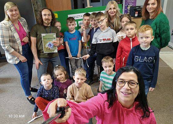 Grafika 5: "Bajki botaniczne" - warsztaty w bibliotece