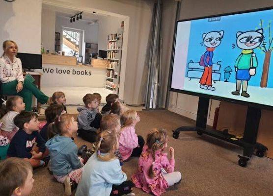 Grafika 3: Odwiedziny dzieci z Przedszkola Gminnego w Wicku - 23.04.2024r.