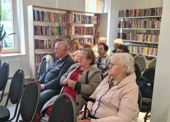 Grafika 3: TYDZIEŃ BIBLIOTEK ciąg dalszy