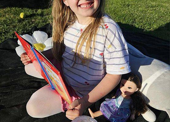 Grafika 3: Konkurs fotograficzny! "Pokaż, co, gdzie i jak czytasz" - zdjęcia konkursowe