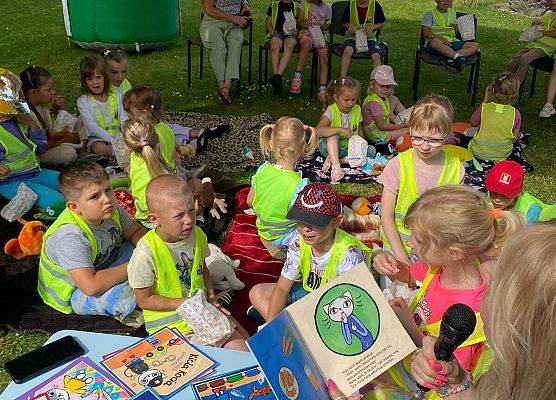 Grafika 1: Zajęcia wakacyjne - dzień pierwszy