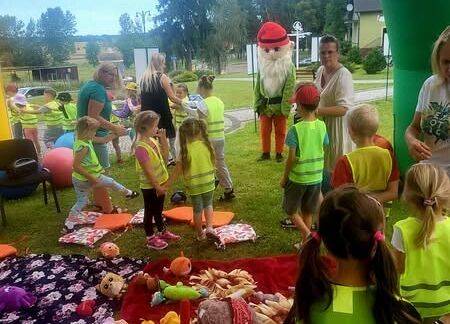 Grafika 6: Zajęcia wakacyjne - dzień pierwszy