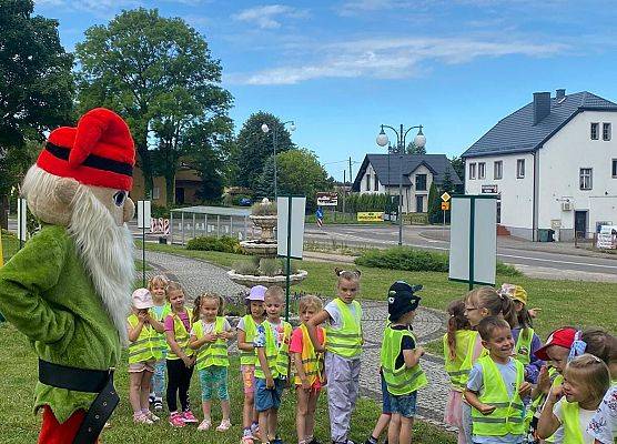 Grafika 8: Zajęcia wakacyjne - dzień pierwszy