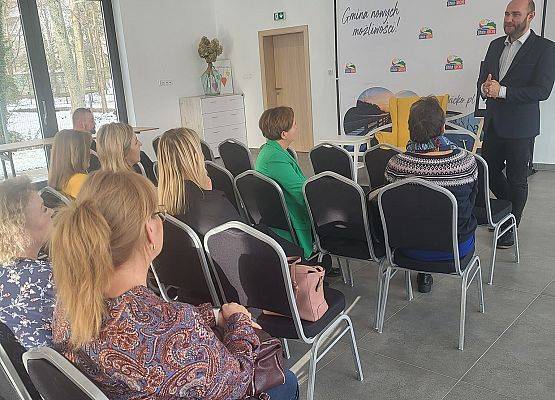 Grafika 6: Spotkanie autorskie z Jackiem Łapińskim w dn. 21.11.2024r.