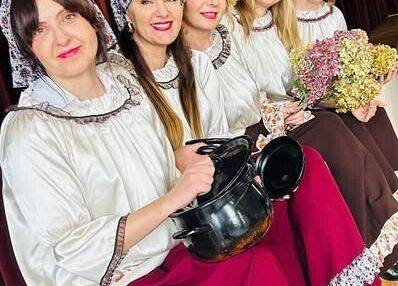 Grafika 4: Międzynarodowy Dzień Teatru