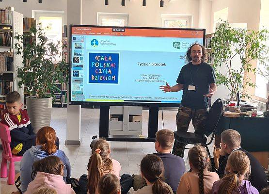 Grafika 11: Spotkanie z edukatorem ze Słowińskiego Parku Narodowego Panem Łukaszem Fuglewiczem