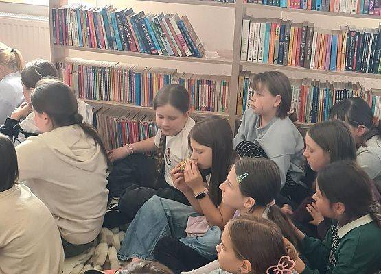 Grafika 14: Spotkanie z edukatorem ze Słowińskiego Parku Narodowego Panem Łukaszem Fuglewiczem