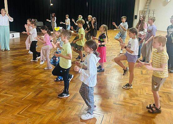 Grafika 4: Zajęcia wakacyjne - muzyczna środa