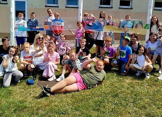 Grafika 14: Zajęcia wakacyjne - dzień czwarty