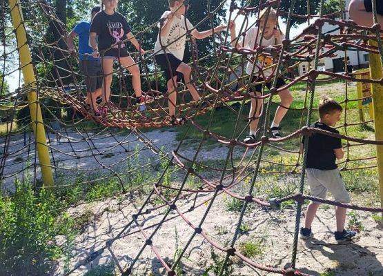 Grafika 2: Zajęcia wakacyjne - dzień czwarty