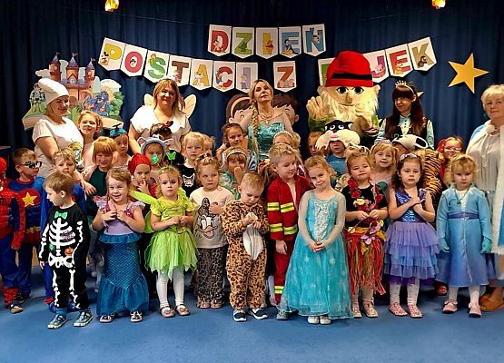 Grafika 6: Dzień Postaci z Bajek