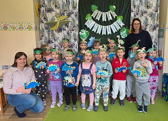 Grafika 12: Dzień Dinozaura