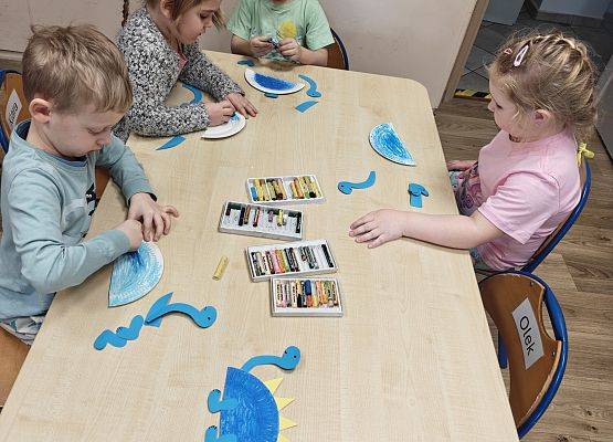 Grafika 8: Dzień Dinozaura