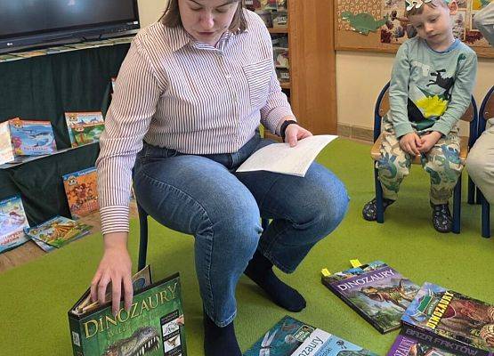 Grafika 2: Dzień Dinozaura