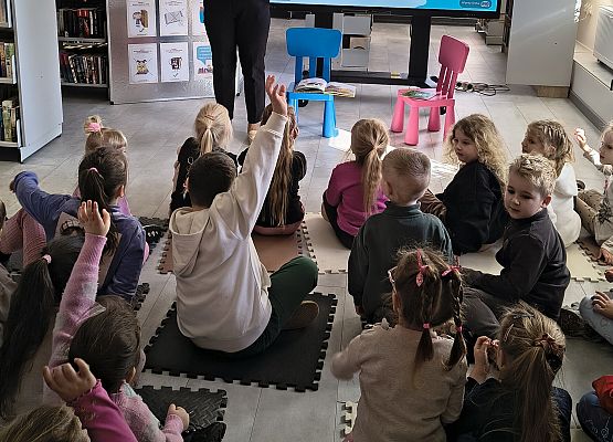 Grafika 6: Międzynarodowy Dzień Książki dla Dzieci
