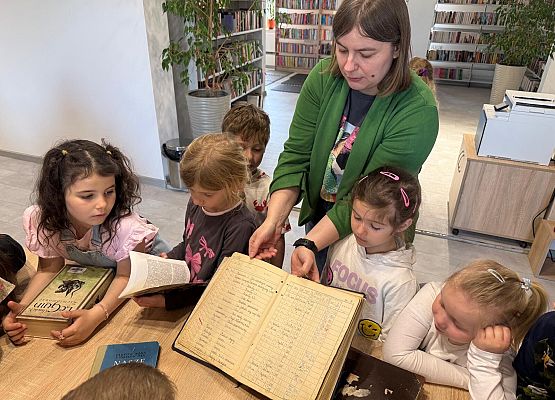 Grafika 3: XXIII Ogólnopolski Tydzień Bibliotek