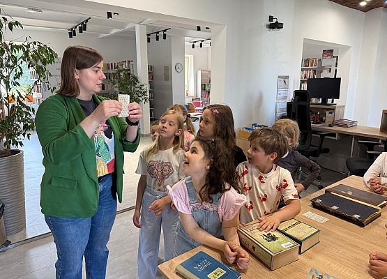 Grafika 7: XXIII Ogólnopolski Tydzień Bibliotek