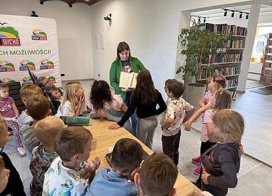 Grafika 9: XXIII Ogólnopolski Tydzień Bibliotek
