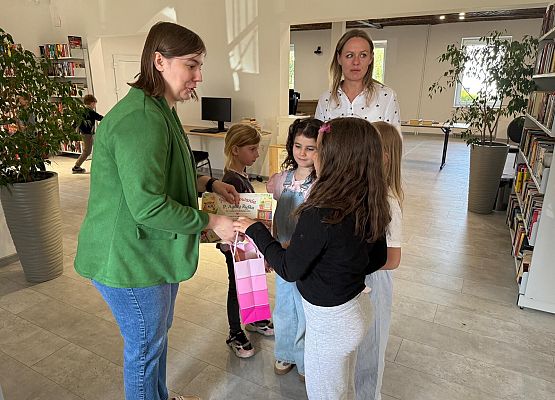 Grafika 14: XXIII Ogólnopolski Tydzień Bibliotek