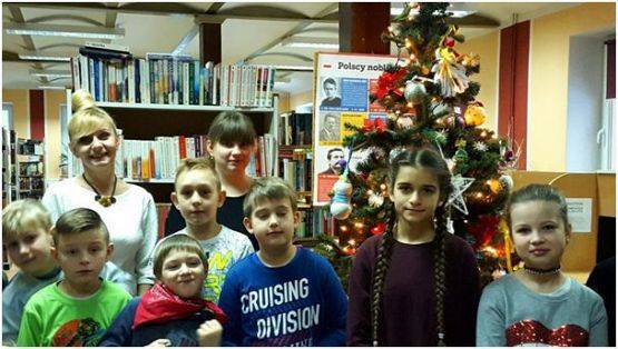 Grafika #1: Ozdoba choinkowa- konkurs plastyczny