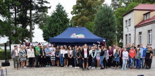 Grafika #2: Narodowe Czytanie 2018